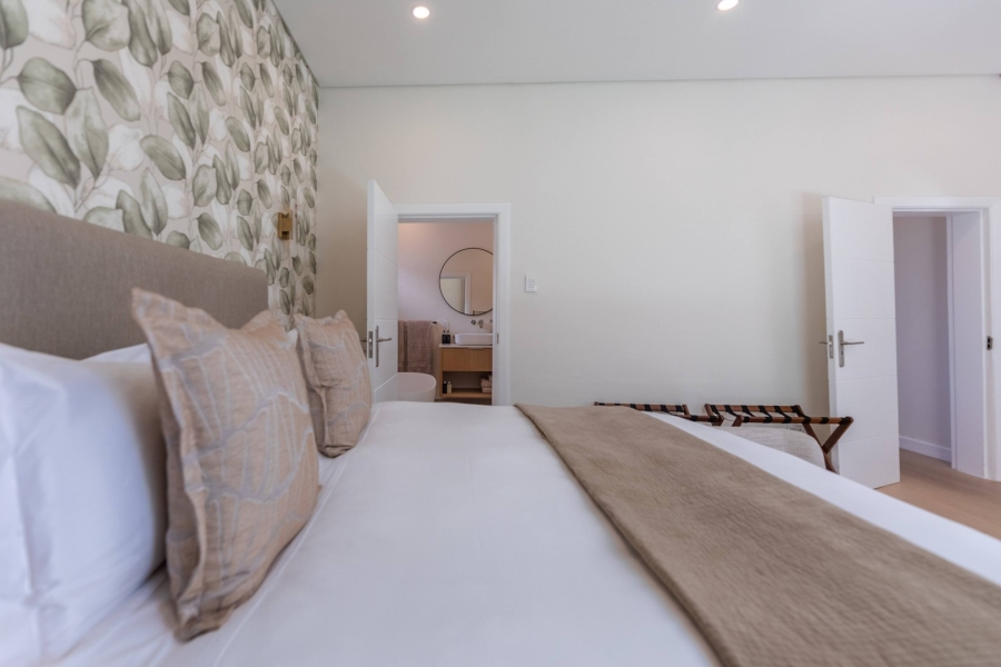 To Let 2 Bedroom Property for Rent in Sea Point Western Cape